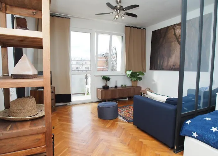 Grand-Tourist Apartment - Gold