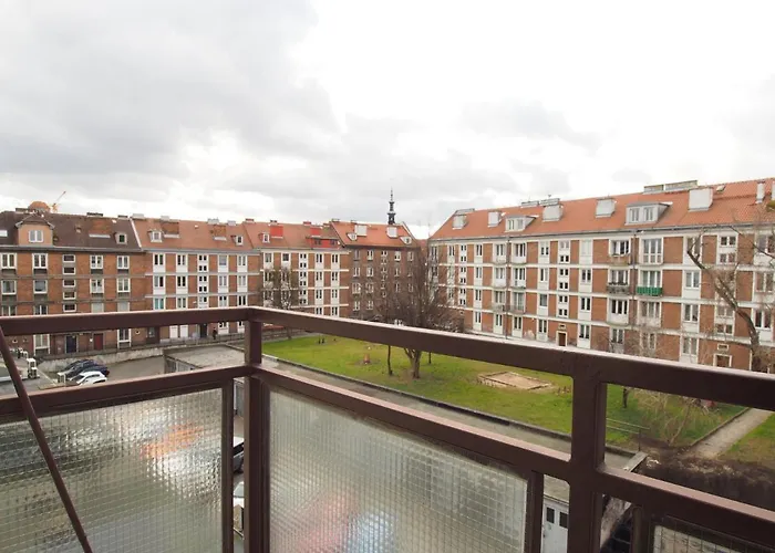 Grand-Tourist Apartment - Gold